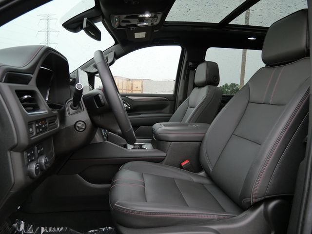 Used 2022 Chevrolet Suburban RST w/ Luxury Package AWD/4WD image 11