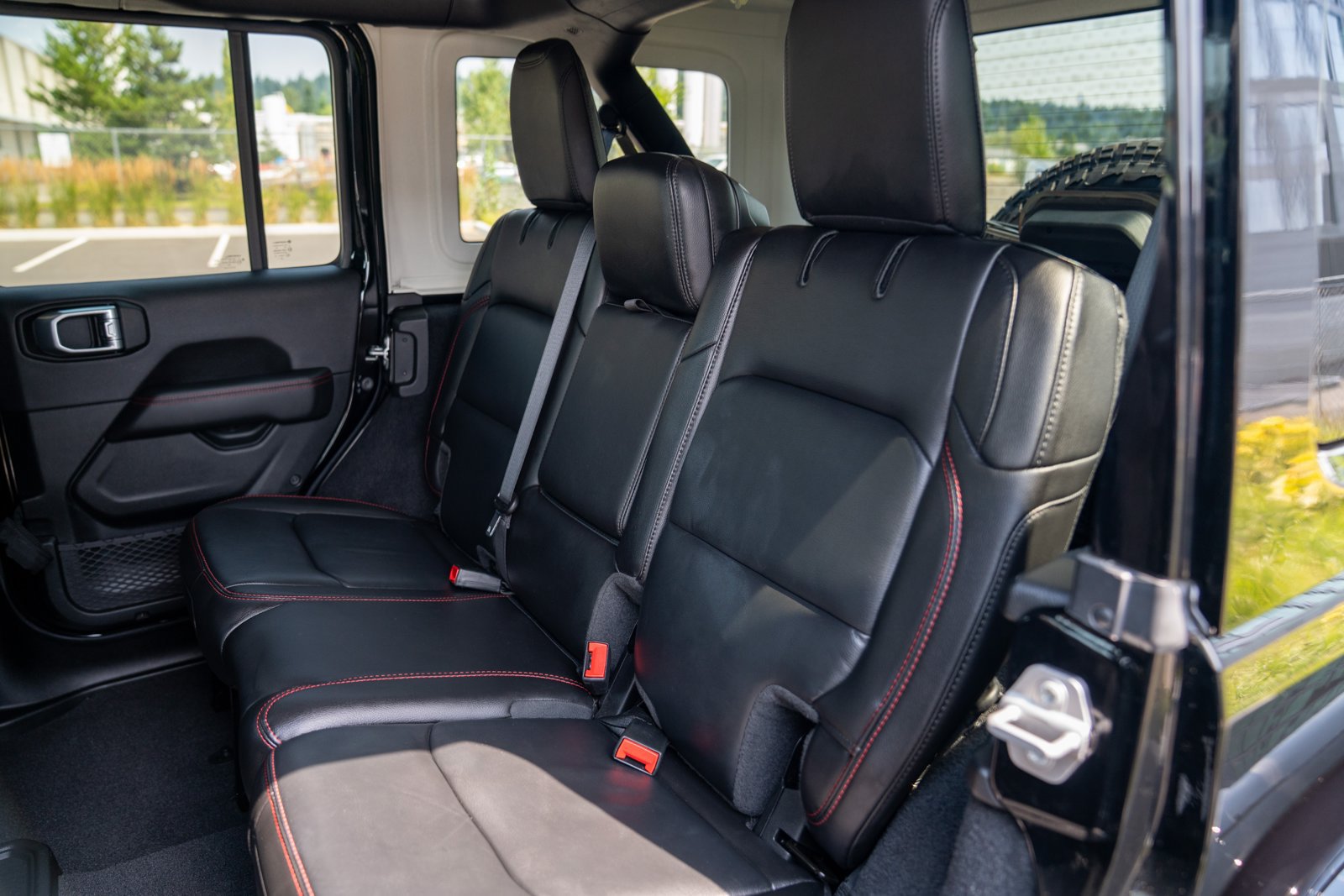 Used 2021 Jeep Wrangler Unlimited Rubicon AWD/4WD image 21