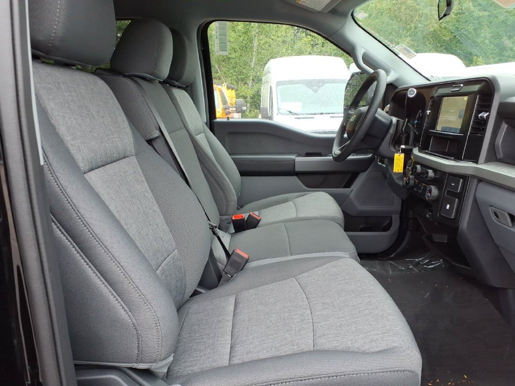 New 2026 Ford F250 XL w/ STX Appearance Package AWD/4WD image 13