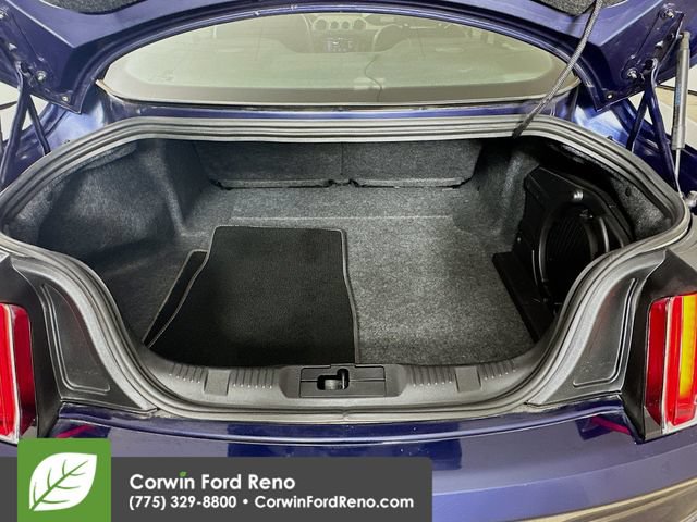 Used 2015 Ford Mustang 50 Years RWD image 27