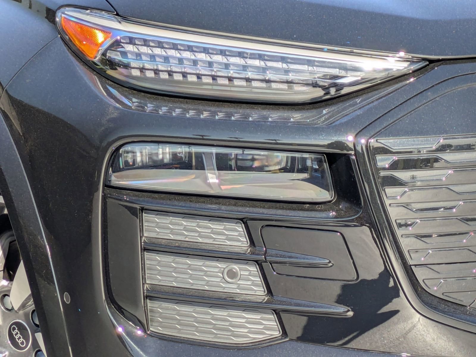 New 2025 Audi Q6 e-tron Premium Plus AWD/4WD image 16