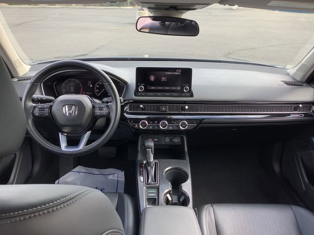 Used 2024 Honda Civic EX-L image 6