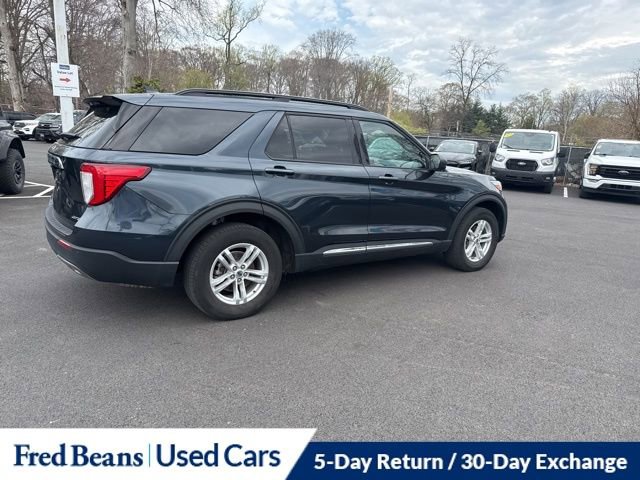 Certified 2022 Ford Explorer XLT w/ Equipment Group 202A AWD/4WD image 8
