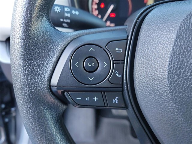 Used 2025 Toyota RAV4 XLE image 28