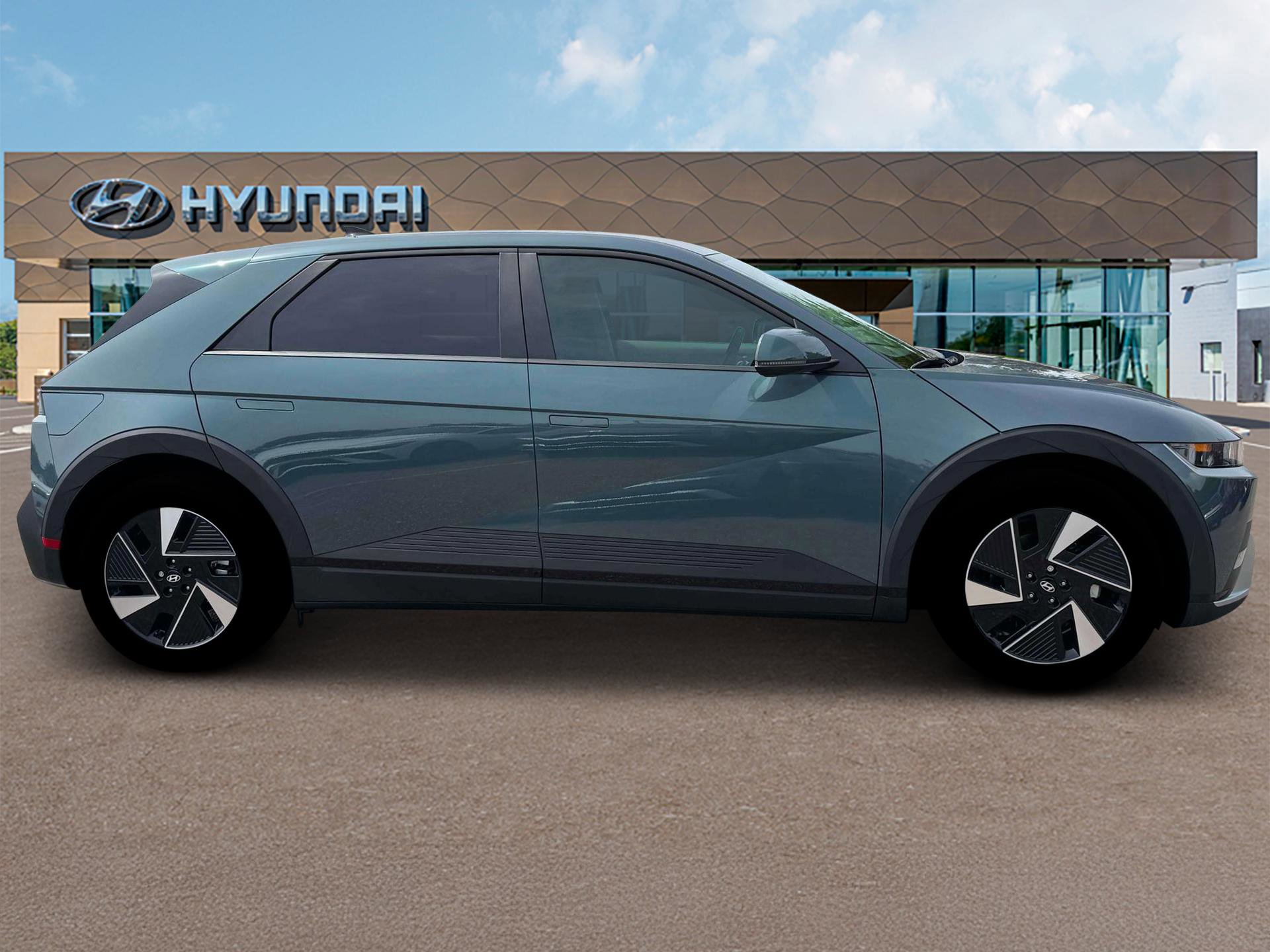 New 2025 Hyundai Ioniq 5 SE image 12