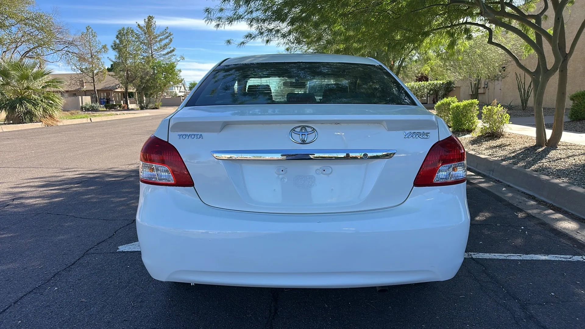 Used 2010 Toyota Yaris Sedan FWD image 15