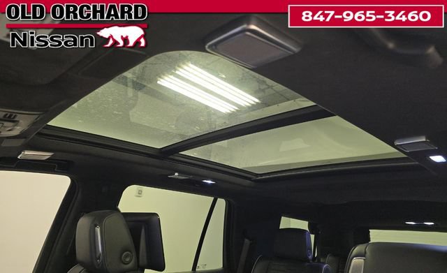 Used 2023 Cadillac Escalade Sport Platinum AWD/4WD image 12