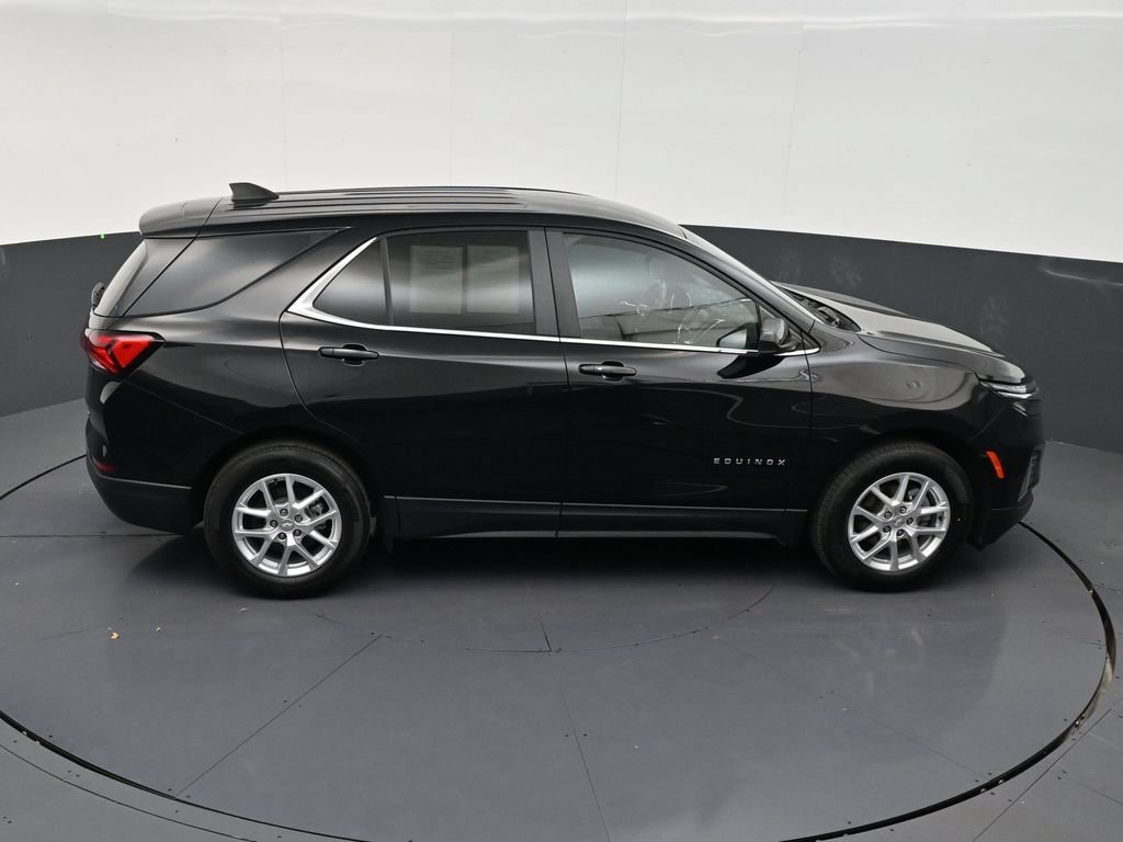 Used 2024 Chevrolet Equinox LT FWD image 18