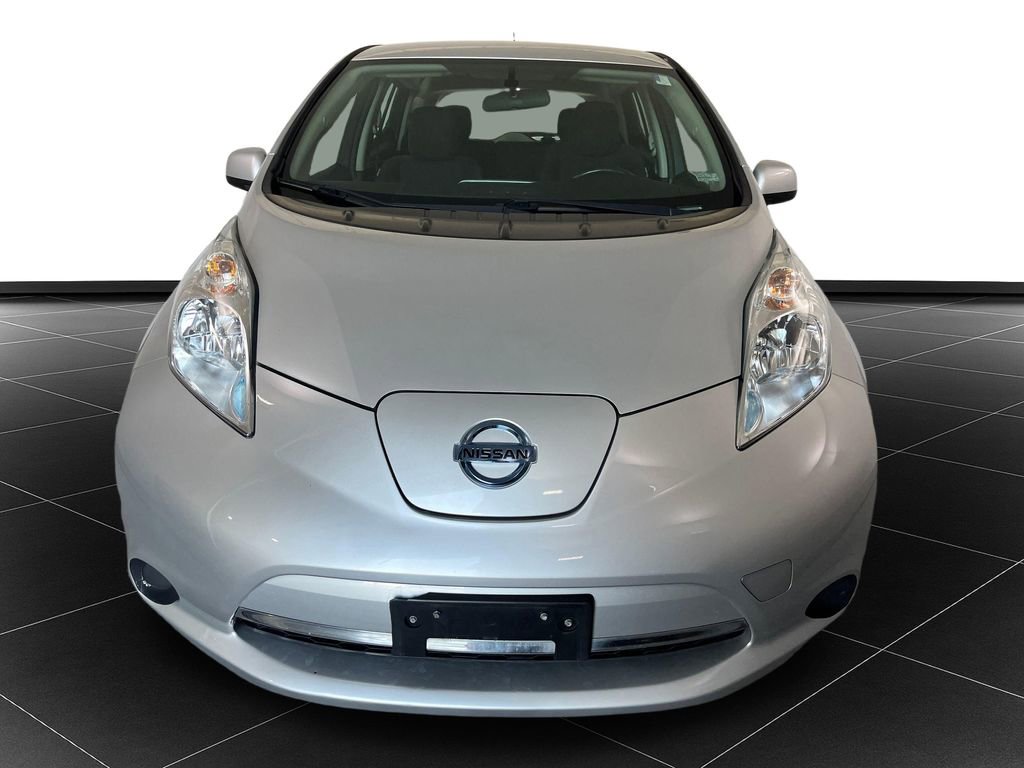 Used 2017 Nissan Leaf SV image 8