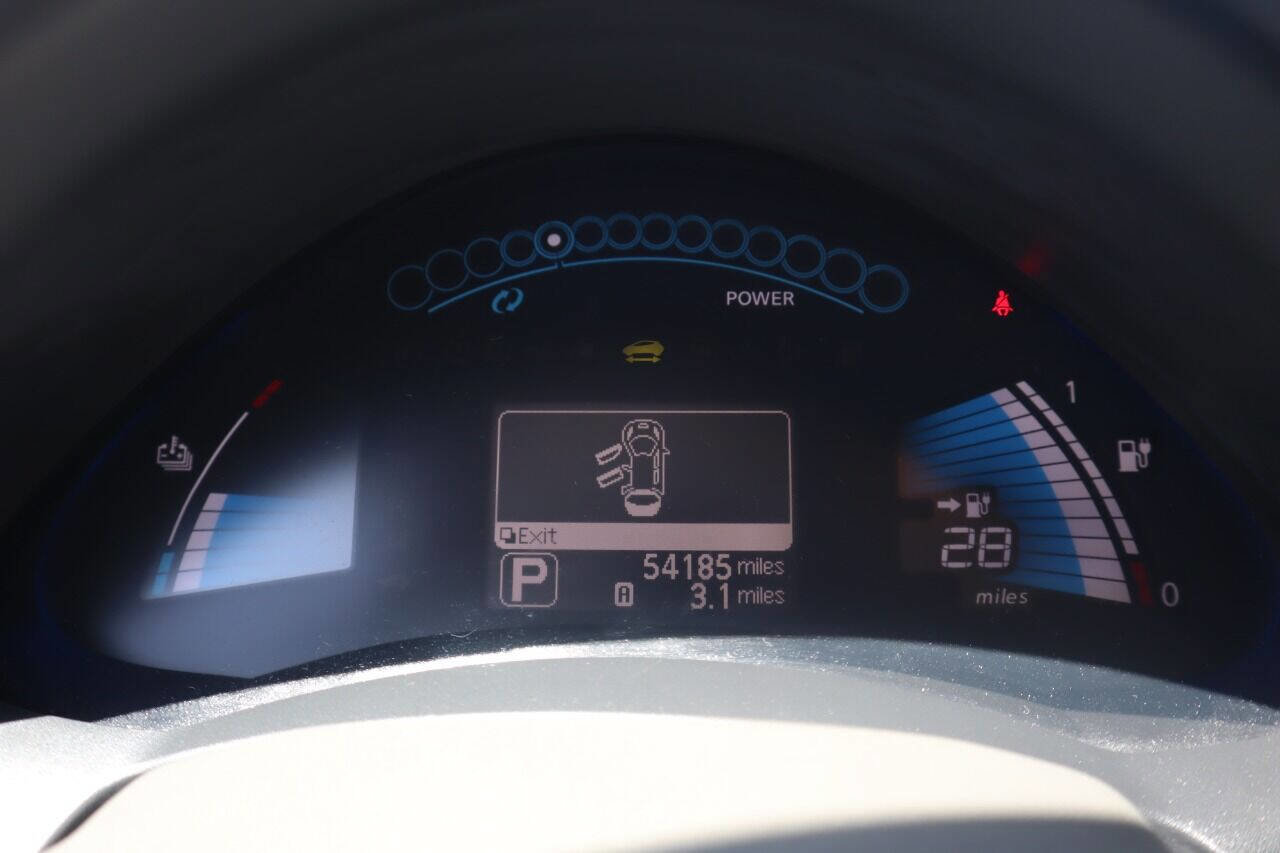 Used 2012 Nissan Leaf SL FWD image 16
