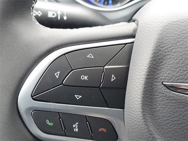 New 2026 Chrysler Pacifica Limited w/ Trailer Tow Group image 22