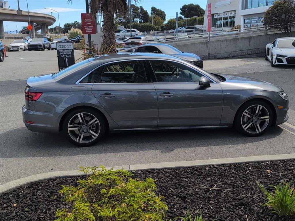 Used 2017 Audi A4 2.0T Premium Plus w/ Premium Plus Package AWD/4WD image 5