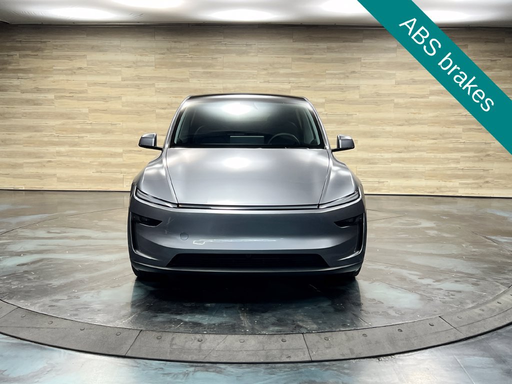 Used 2026 Tesla Model Y Long Range AWD/4WD image 9