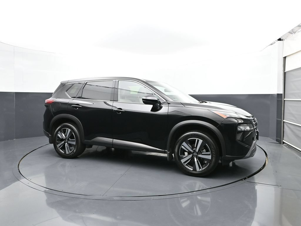Certified 2025 Nissan Rogue SL AWD/4WD image 7