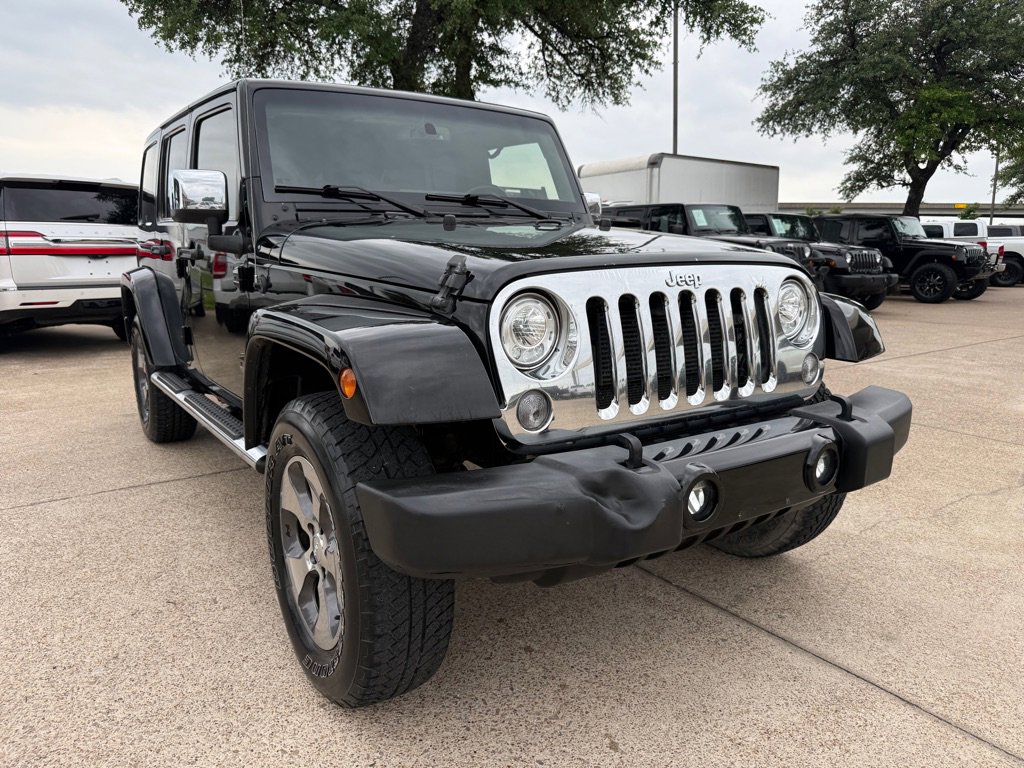Used 2017 Jeep Wrangler Unlimited Sahara w/ Mopar Chrome Edition Group AWD/4WD image 1