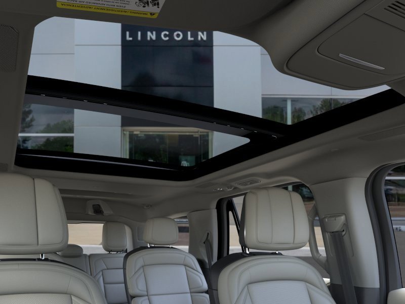 New 2026 Lincoln Navigator Reserve AWD/4WD image 22