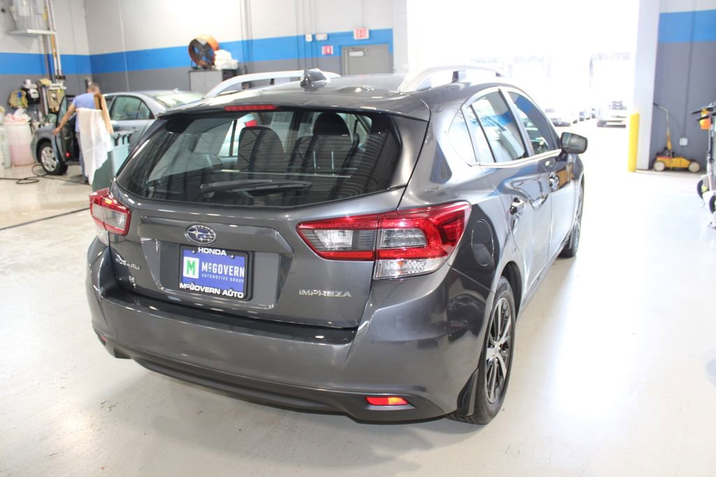 Used 2022 Subaru Impreza 2.0i Premium AWD/4WD image 39