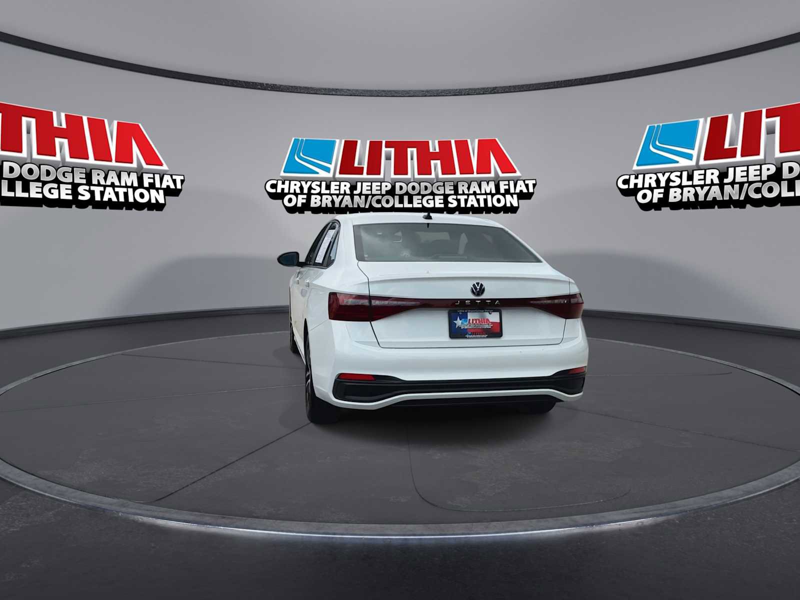 Used 2025 Volkswagen Jetta Sport image 7