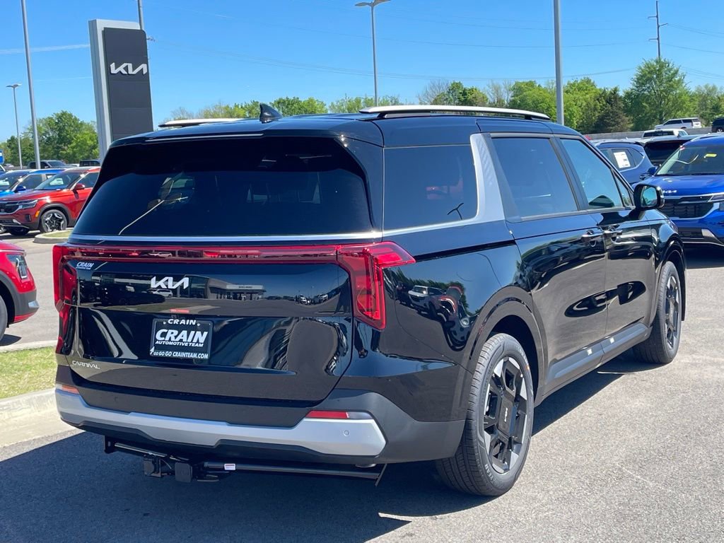 New 2026 Kia Carnival EX image 7