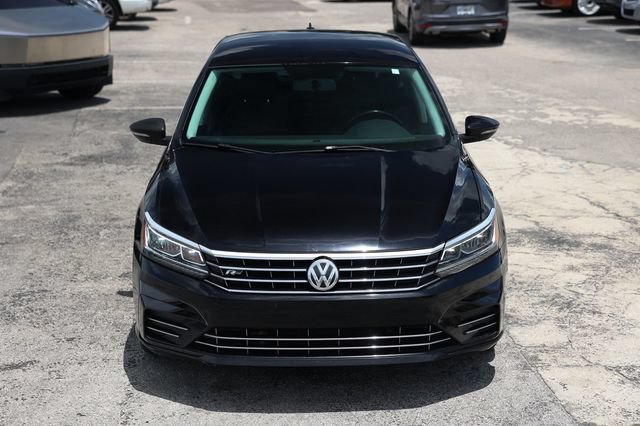 Used 2017 Volkswagen Passat 1.8T R-Line FWD image 22