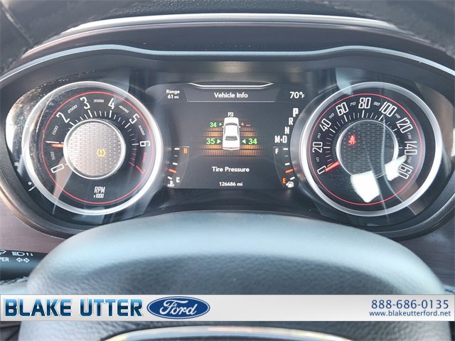 Used 2015 Dodge Challenger SXT w/ Super Sport Group (SS/T) image 16