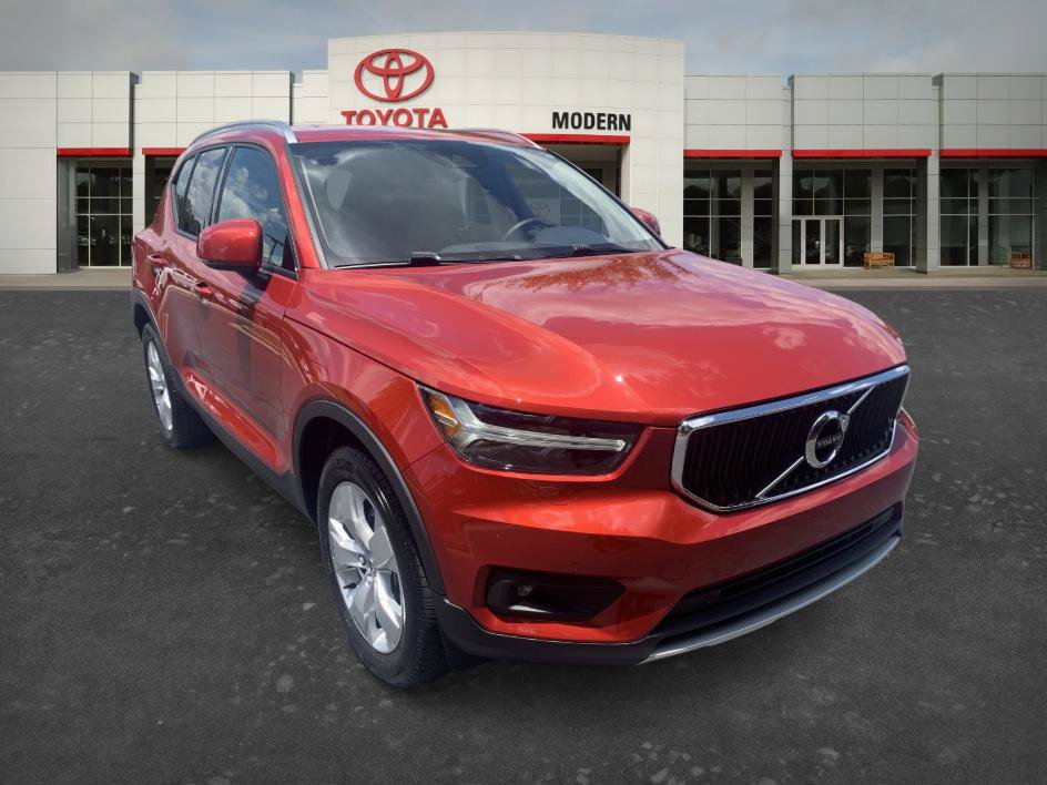 Used 2022 Volvo XC40 T5 Momentum AWD/4WD image 3