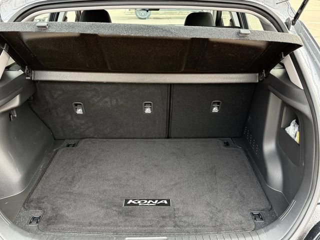 Used 2023 Hyundai Kona SE image 26