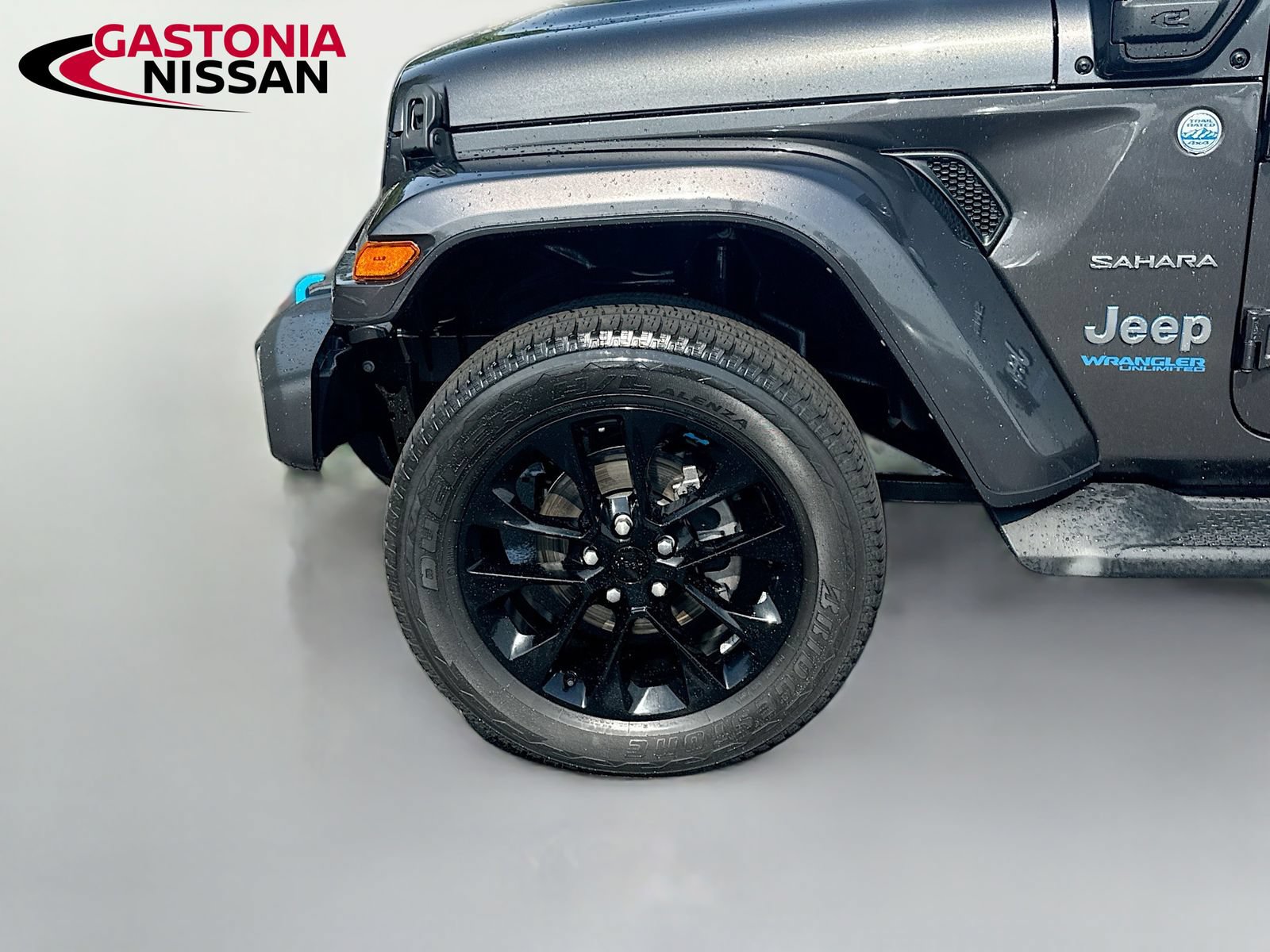 Used 2022 Jeep Wrangler Unlimited Sahara w/ Cold Weather Group AWD/4WD image 41