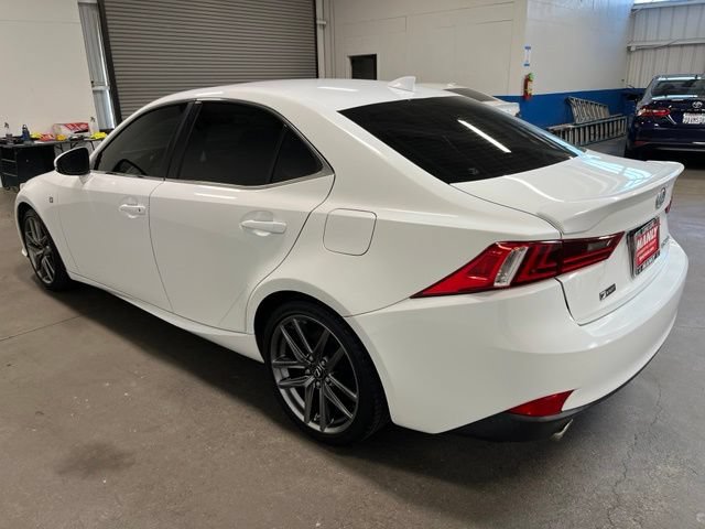 Used 2016 Lexus IS 200t w/ F Sport Package RWD image 5