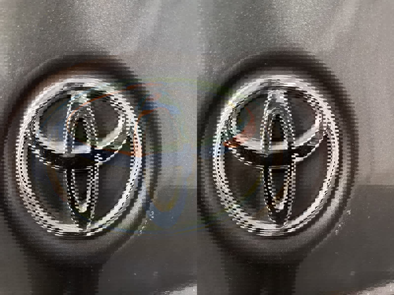 Used 2014 Toyota Sienna XLE image 16