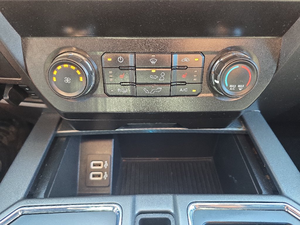 Used 2019 Ford F150 XLT w/ Equipment Group 302A Luxury AWD/4WD image 21
