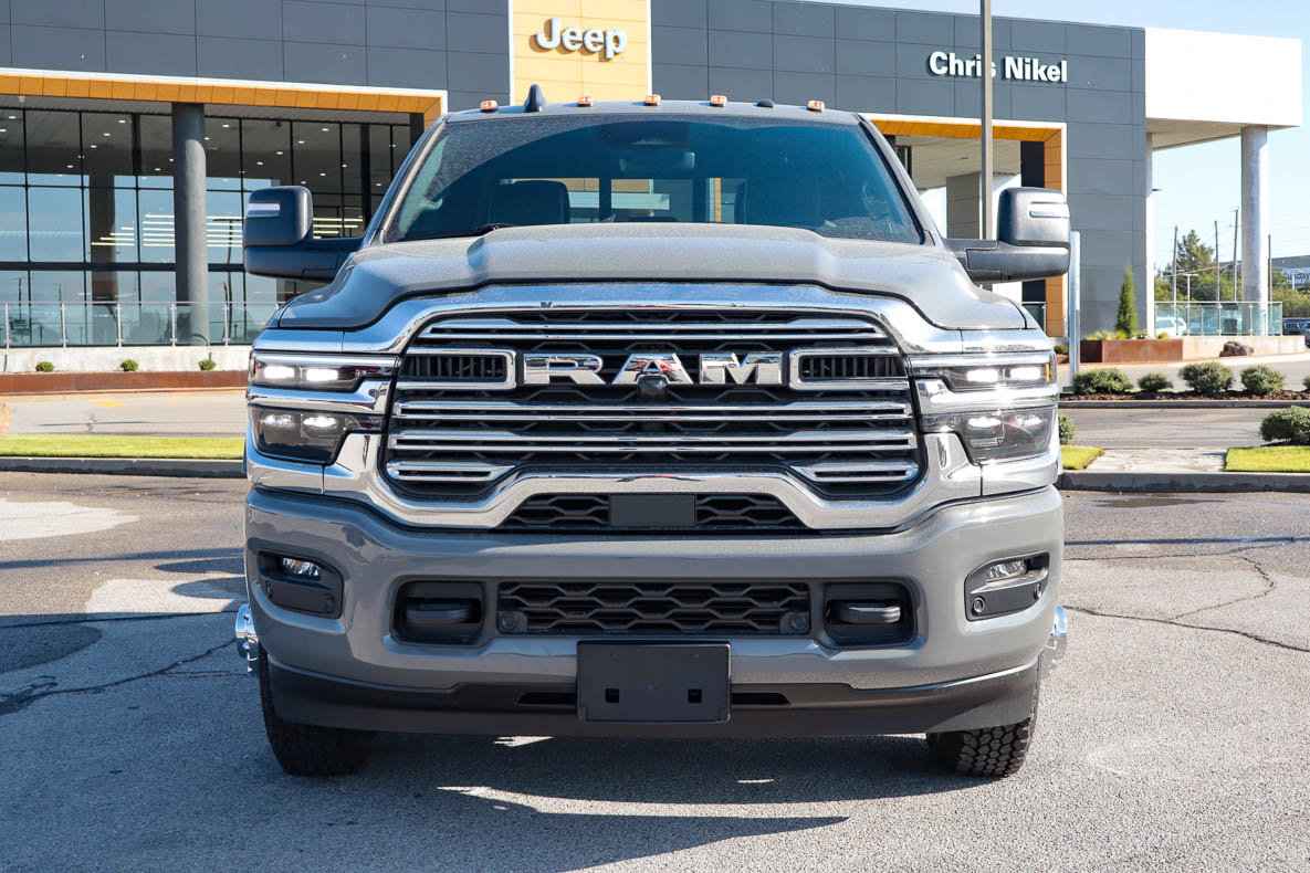 New 2027 RAM 3500 Big Horn AWD/4WD image 2