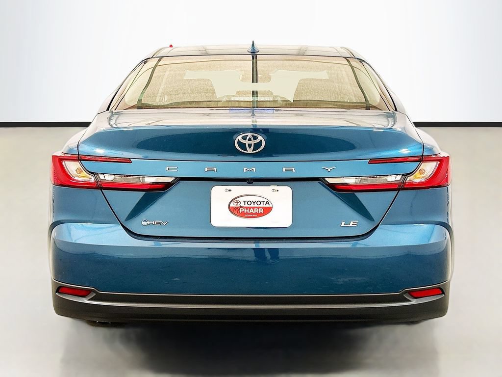New 2026 Toyota Camry Hybrid FWD image 5