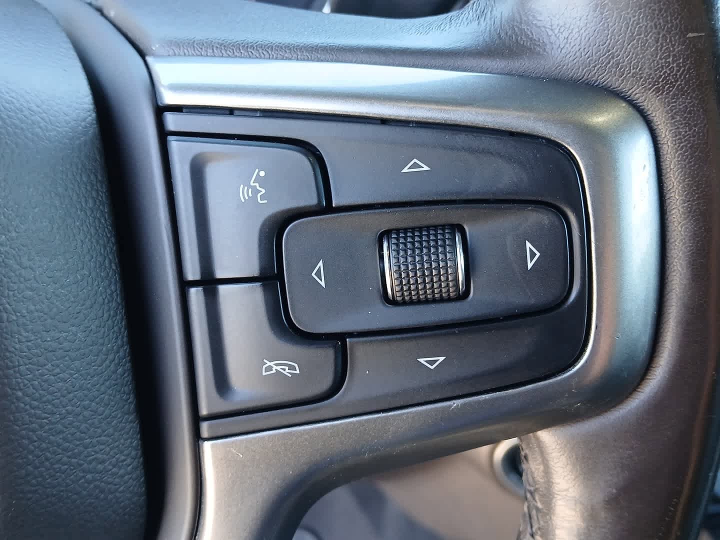 Used 2021 Chevrolet Silverado 2500 LT w/ Convenience Package AWD/4WD image 28