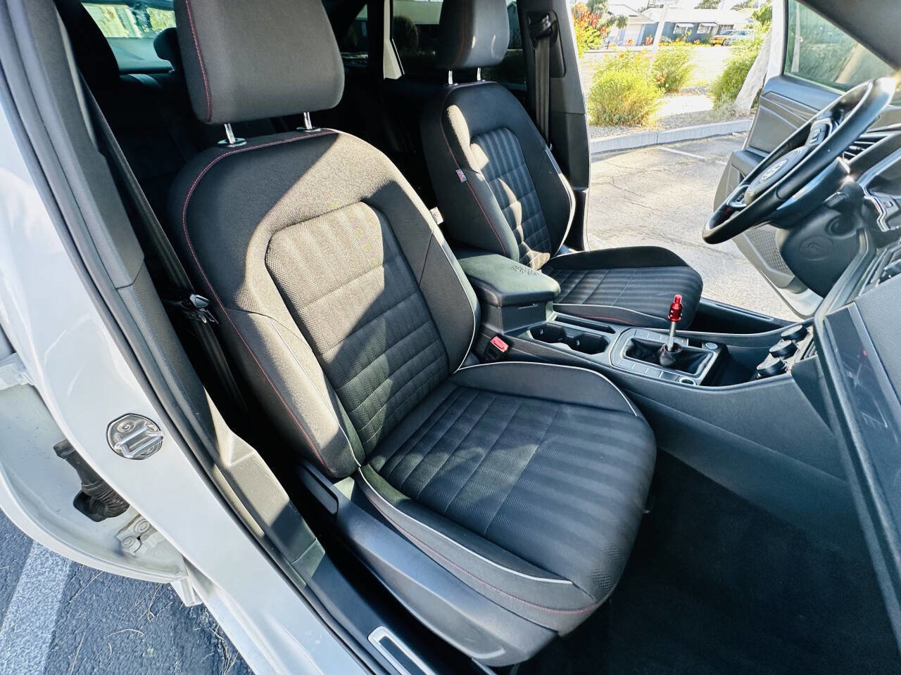 Used 2019 Volkswagen Jetta GLI image 20