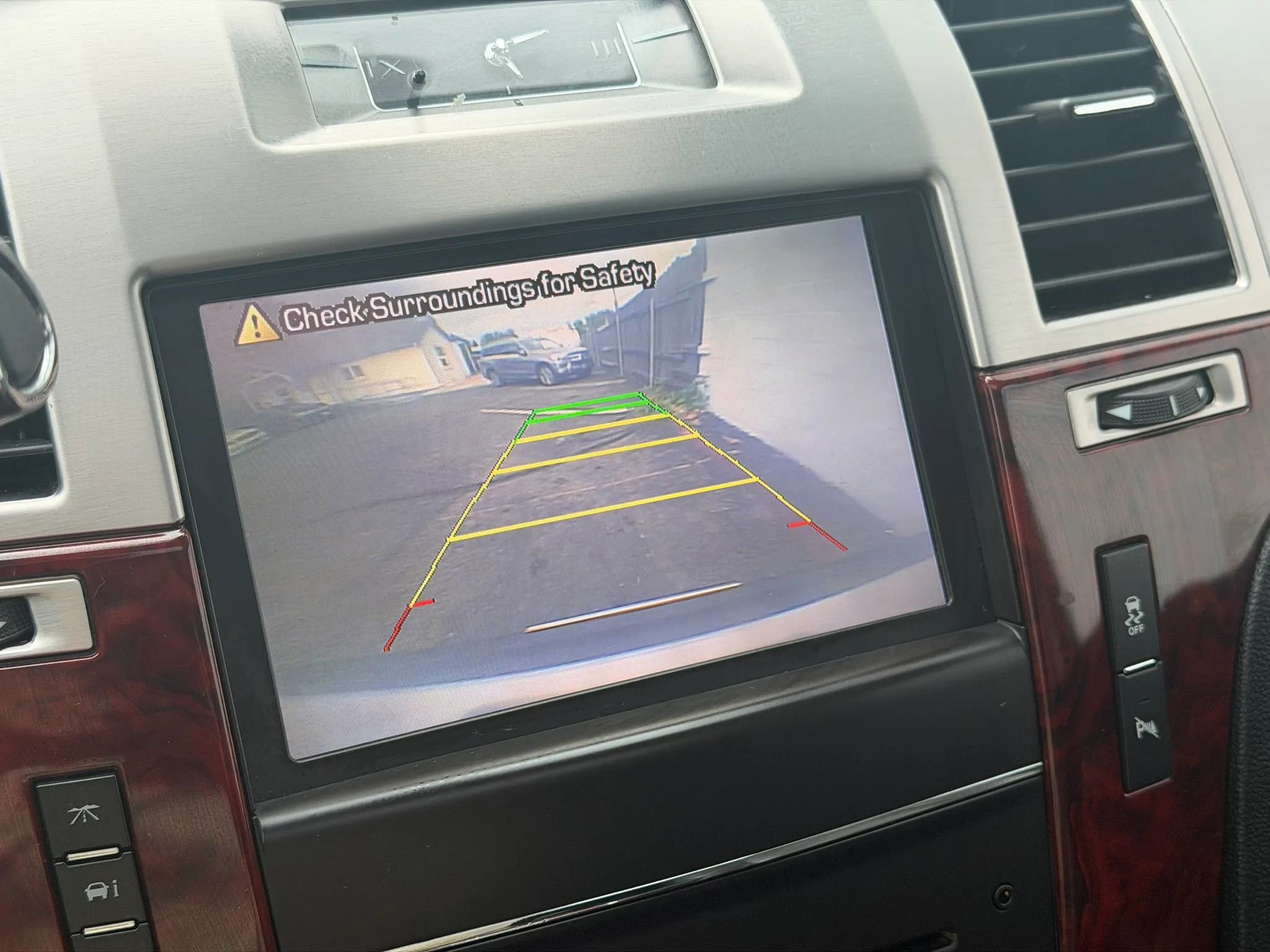 Used 2014 Cadillac Escalade ESV Premium AWD/4WD image 15