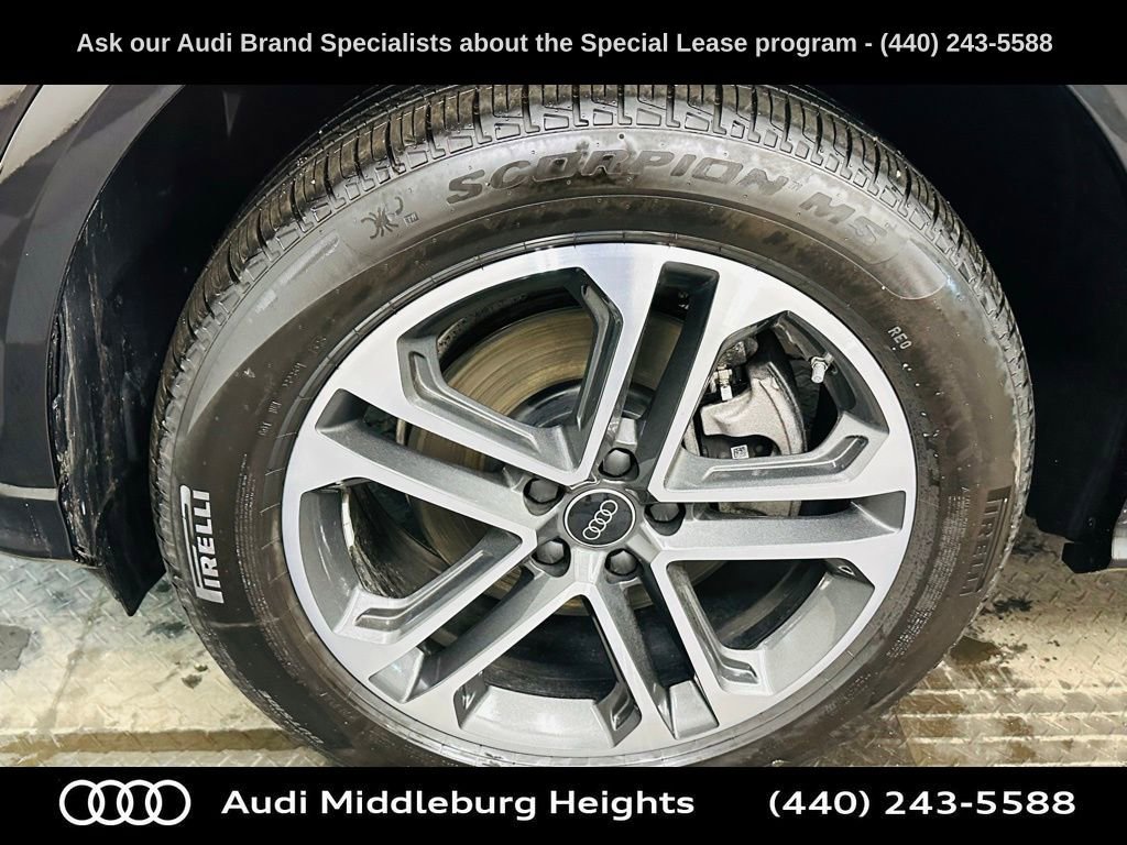 Certified 2025 Audi Q5 Premium w/ Convenience Package image 31