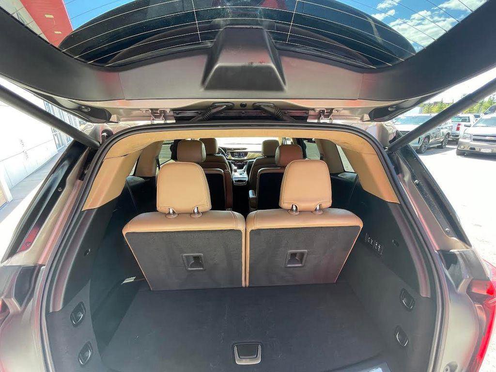 Used 2022 Cadillac XT6 Premium Luxury w/ Platinum Package image 13