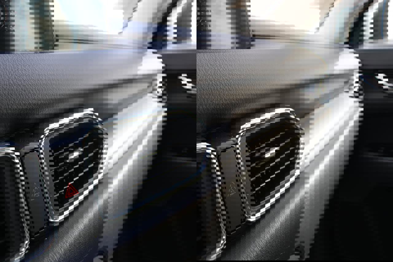 Used 2017 MAZDA CX-5 Sport image 35