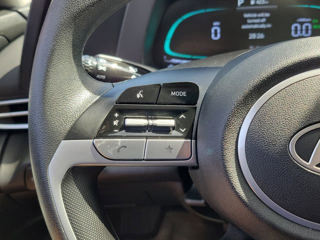 Used 2025 Hyundai Elantra Blue image 5
