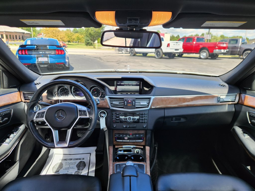 Used 2013 Mercedes-Benz E 350 4MATIC Sedan image 21