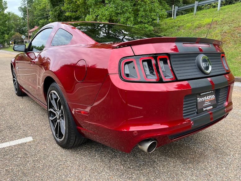 Used 2014 Ford Mustang GT Premium RWD image 28