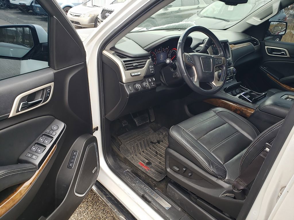 Used 2016 GMC Yukon Denali w/ Open Road Package image 6