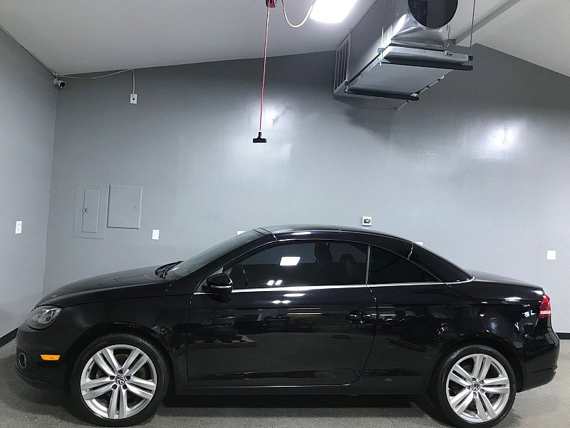 Used 2014 Volkswagen Eos Executive FWD image 12