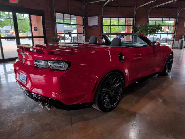 Used 2023 Chevrolet Camaro ZL1 RWD image 7