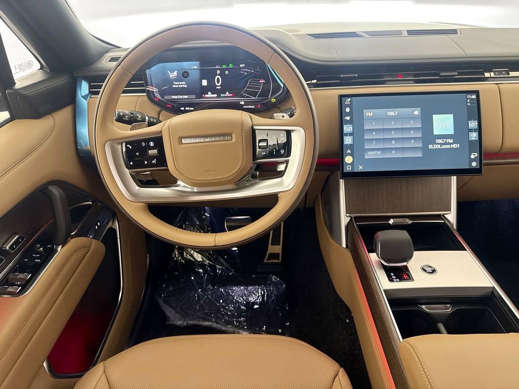 New 2026 Land Rover Range Rover Long Wheelbase SE AWD/4WD image 23