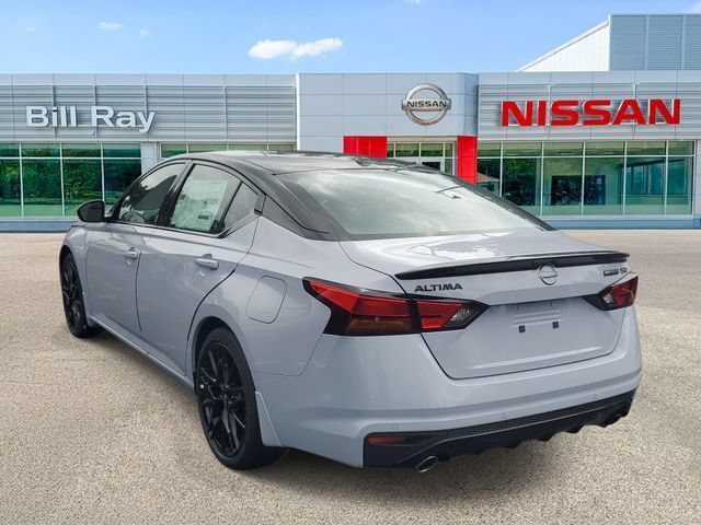 New 2026 Nissan Altima 2.5 SR w/ SR Midnight Edition Package FWD image 3