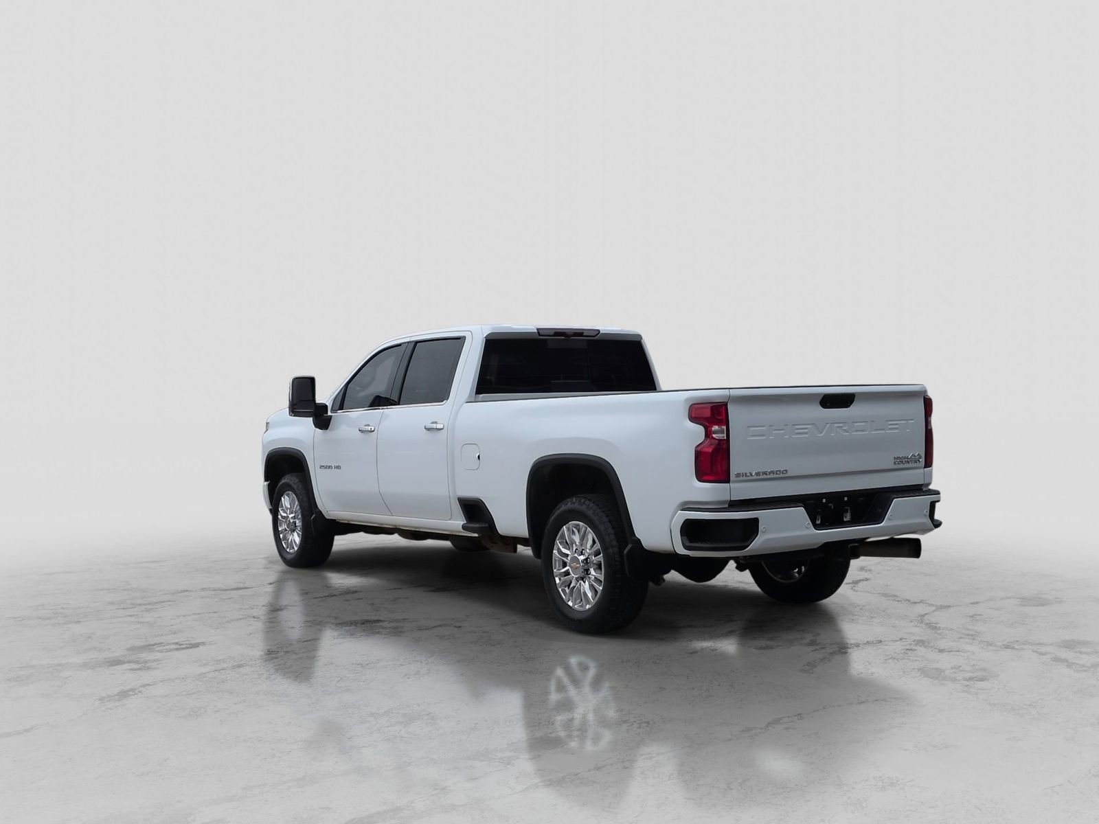 Used 2021 Chevrolet Silverado 2500 High Country w/ Safety Package II image 5