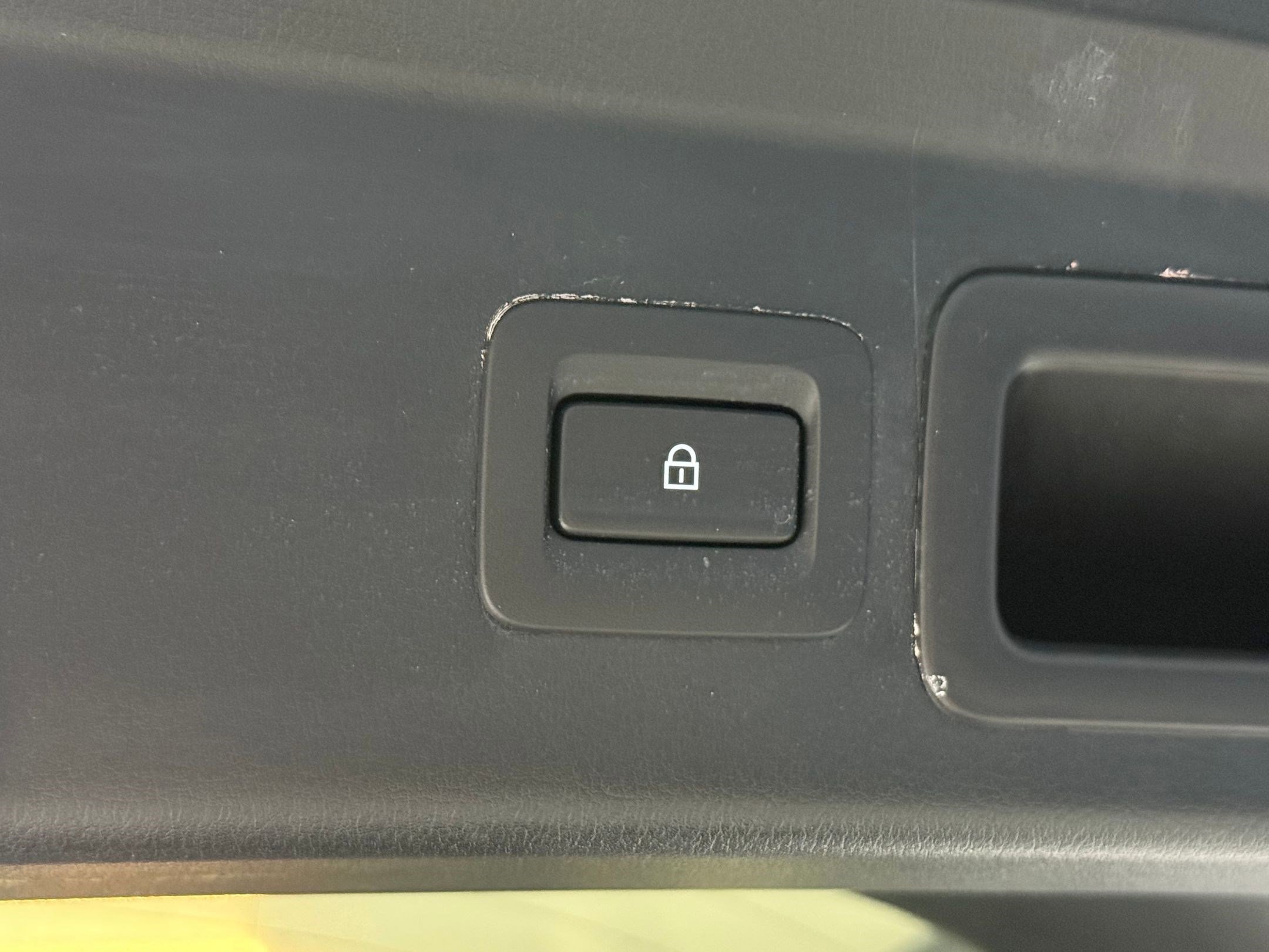 Used 2022 MAZDA CX-30 AWD 2.5 S w/ Preferred Package image 41