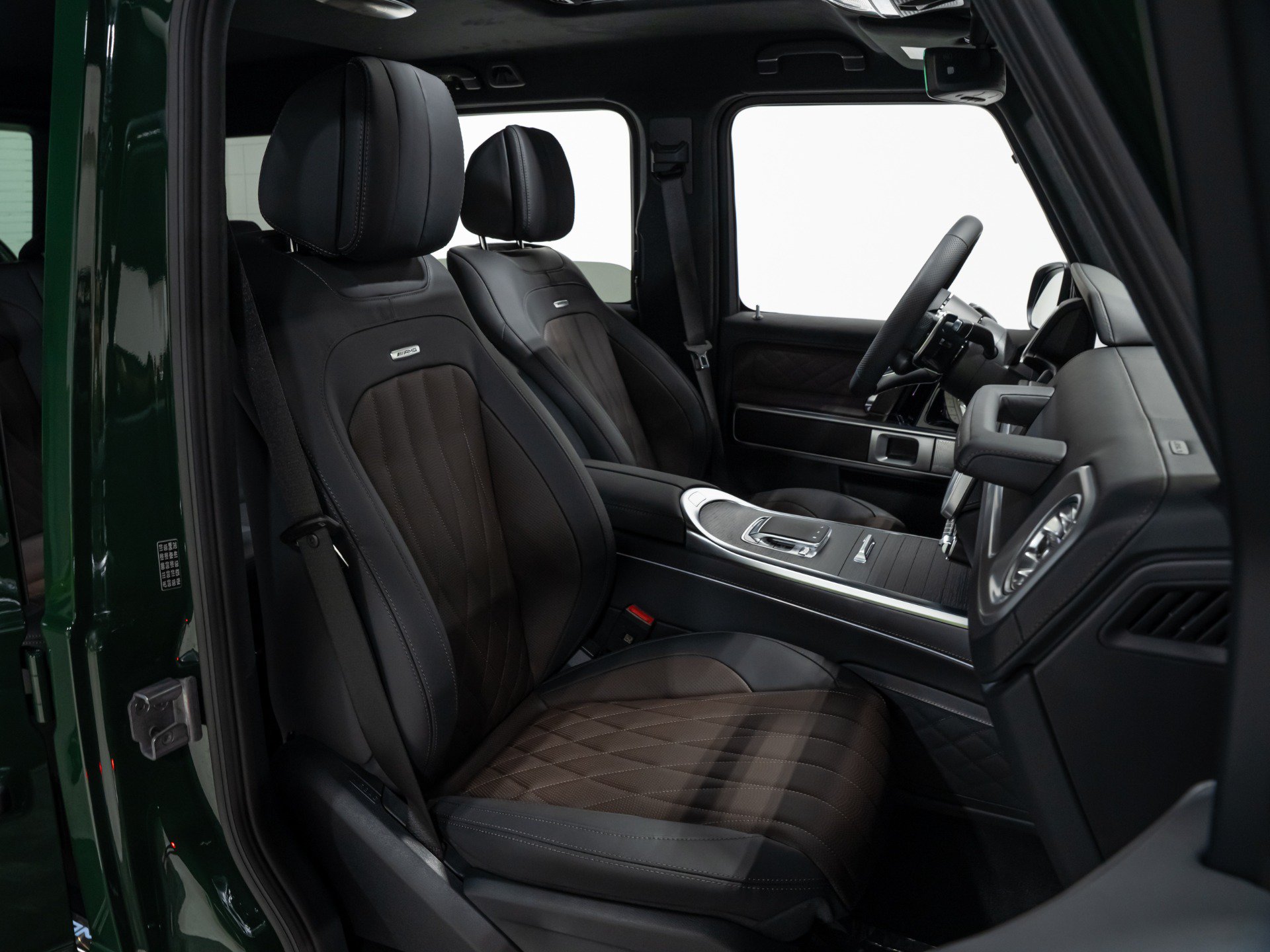 Used 2027 Mercedes-Benz G 63 AMG 4MATIC image 63
